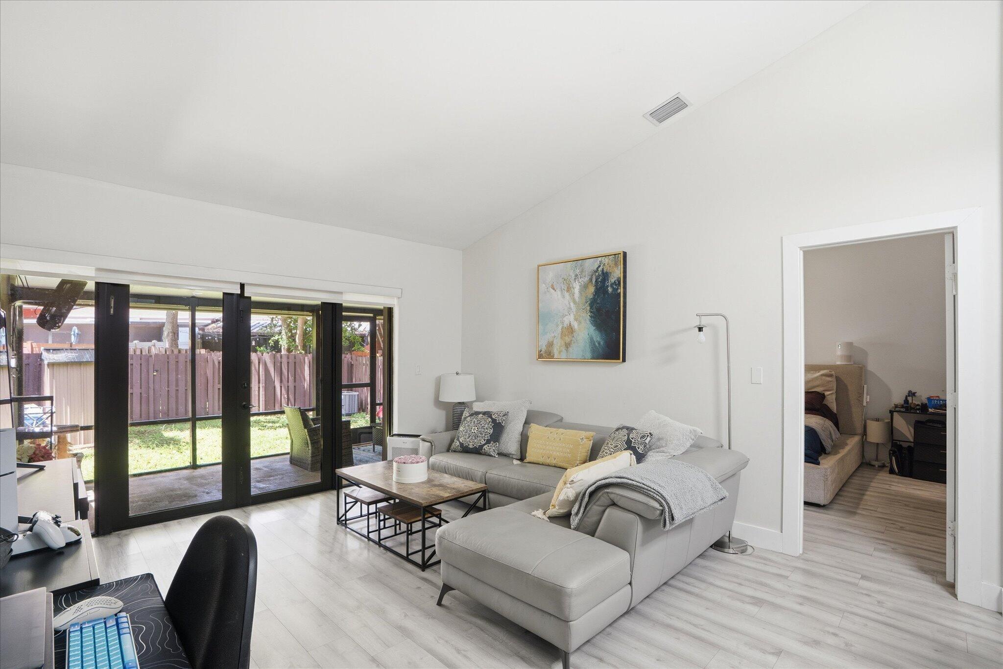 TAMERLANE - Residential