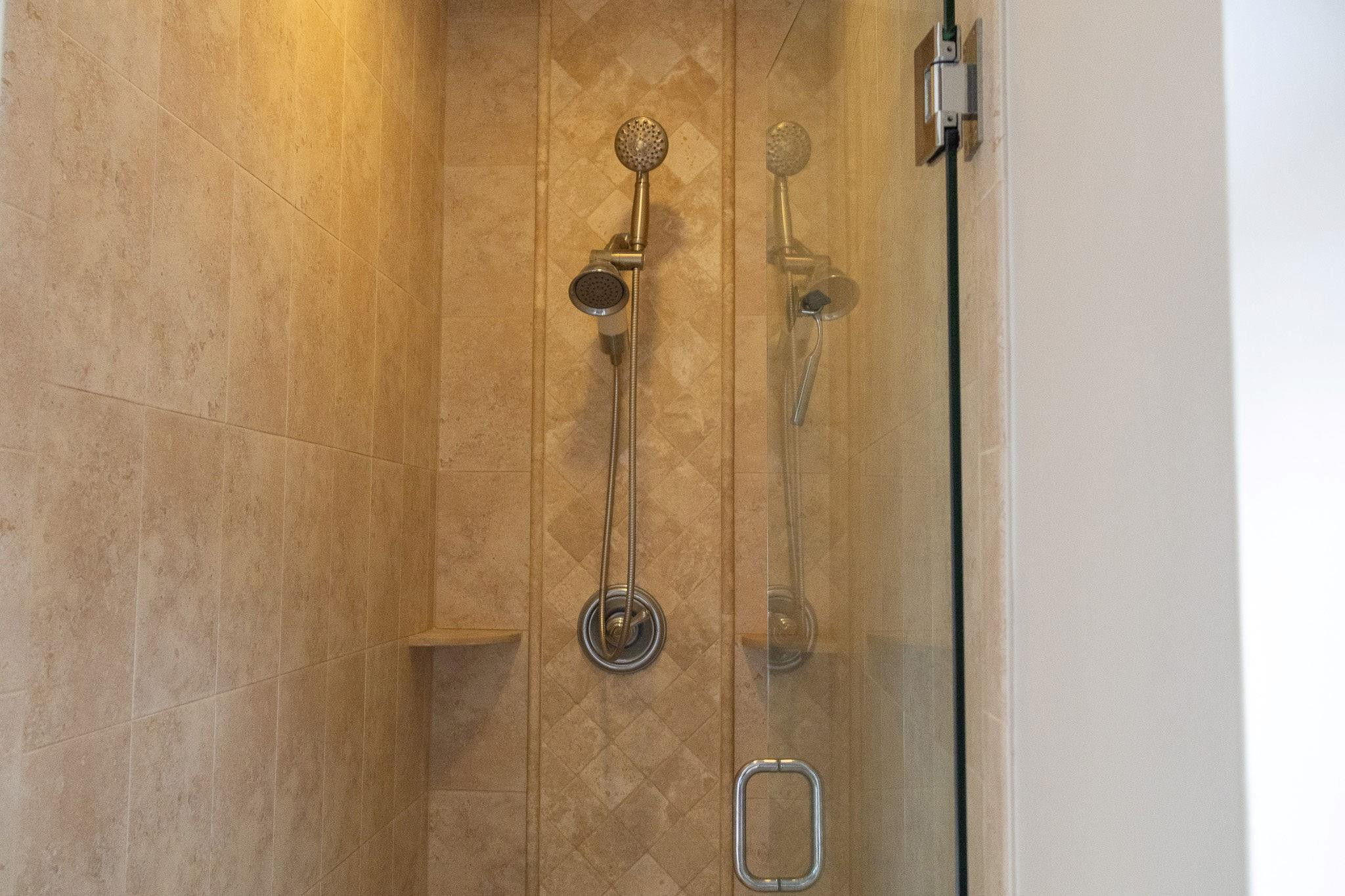 Arboretum 148-22 B - Residential