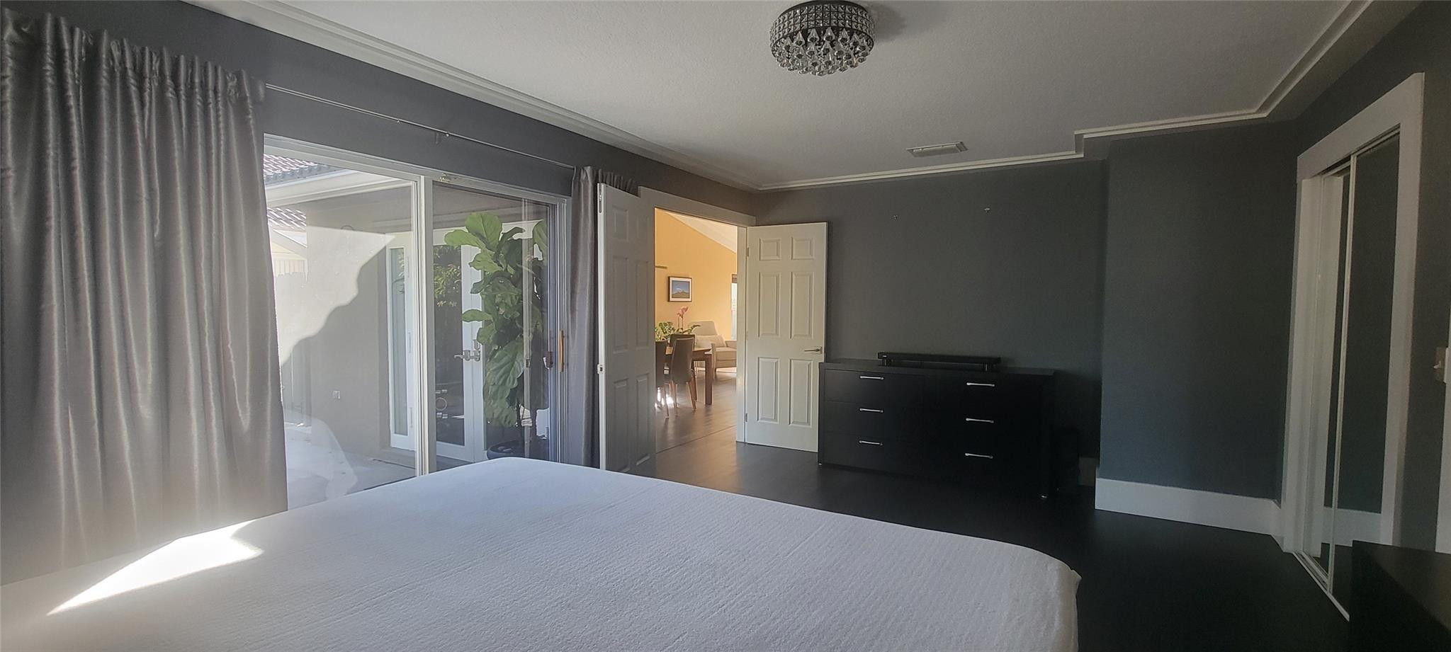 Arboretum 148-22 B - Residential