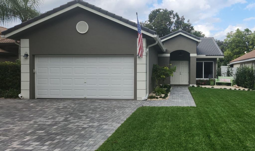 Photo of 12555 SW 7th Place, Davie, FL 33325 (MLS # F10551041)