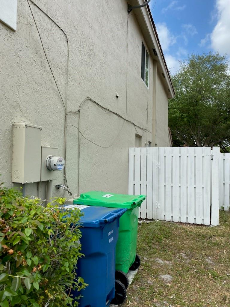 12505 NW 10th Pl