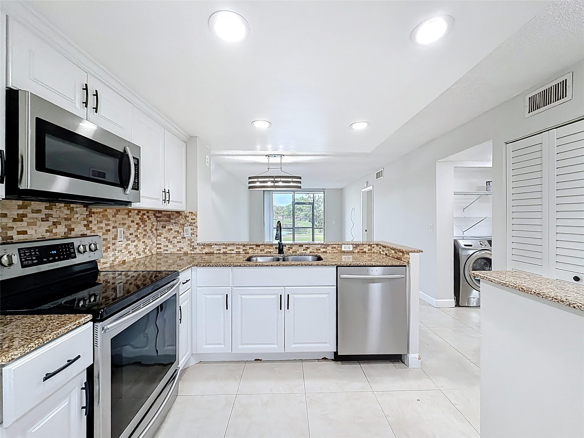 Cascades of Lauderhill - Residential
