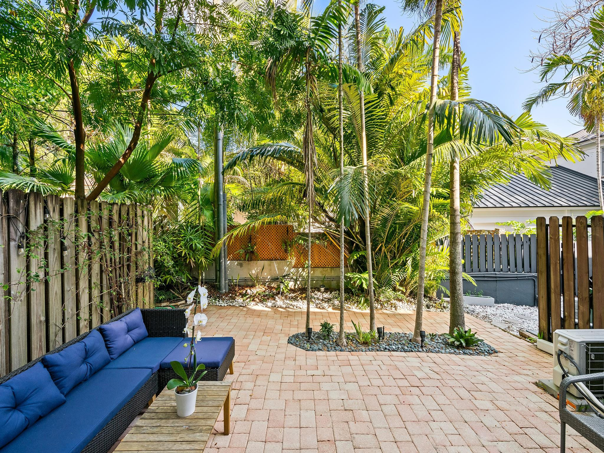 VILLAS LAS OLAS - Residential