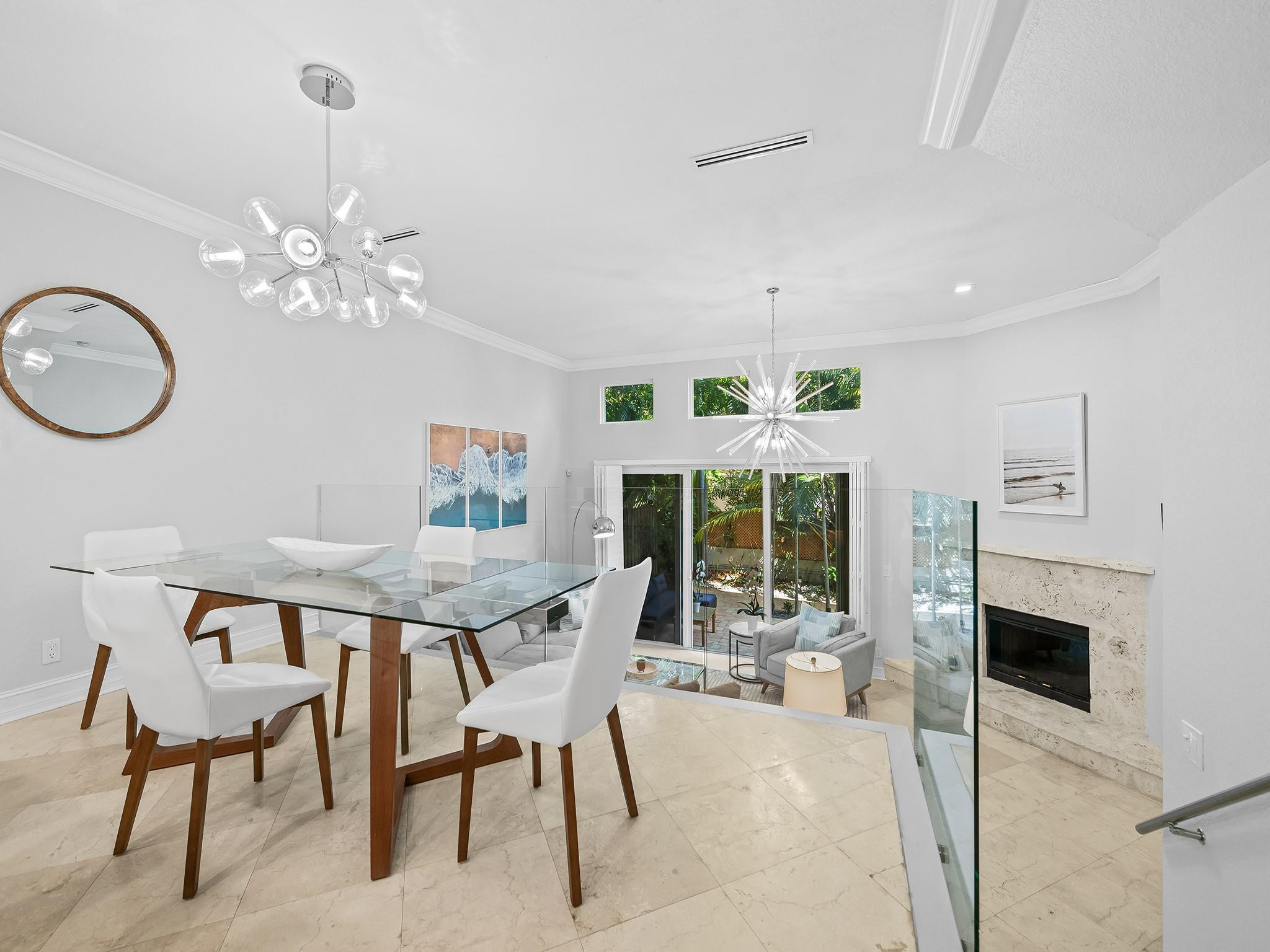 VILLAS LAS OLAS - Residential