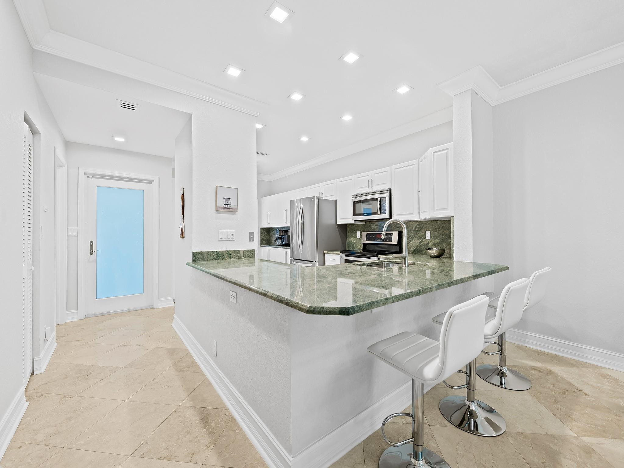 VILLAS LAS OLAS - Residential