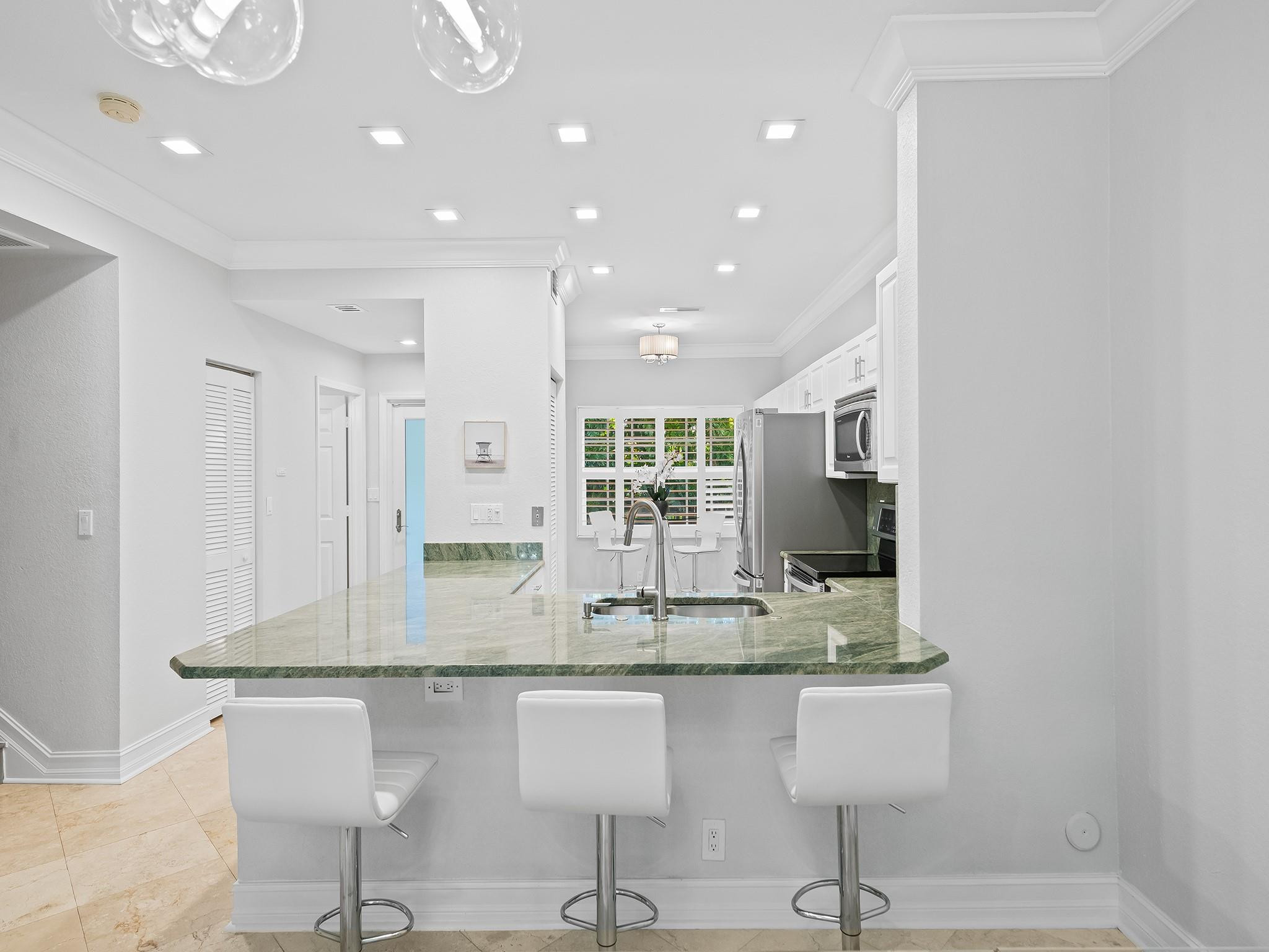 VILLAS LAS OLAS - Residential