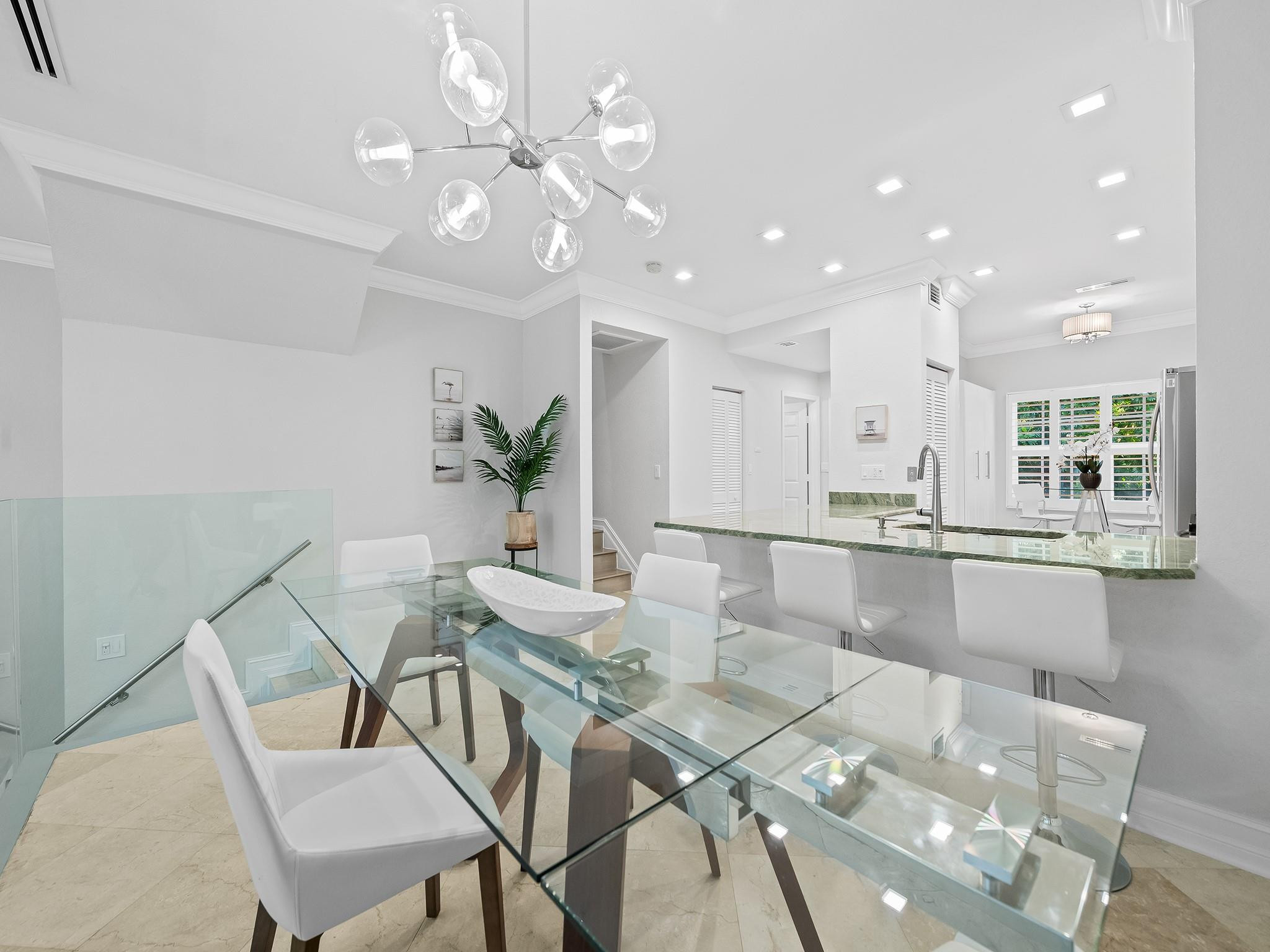 VILLAS LAS OLAS - Residential