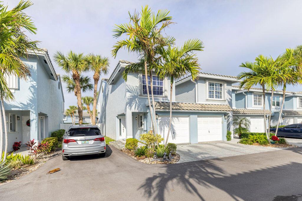 BOCA QUAY PH 3 - Residential Lease