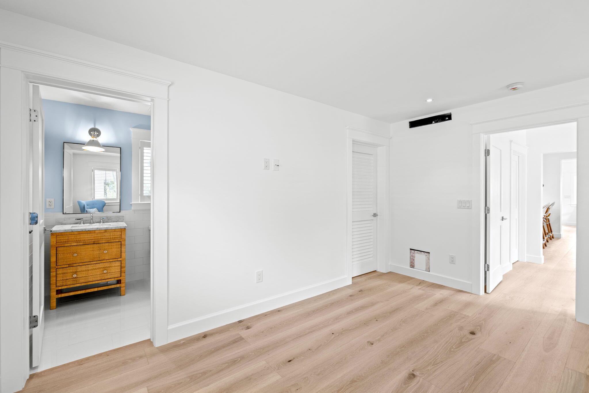 CARLBERG COURT IN - Residential