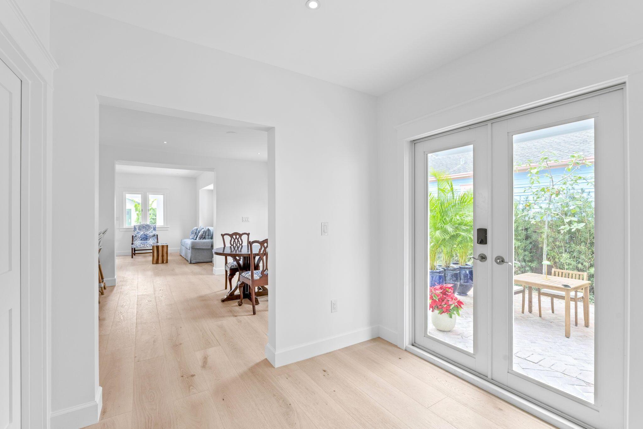 CARLBERG COURT IN - Residential