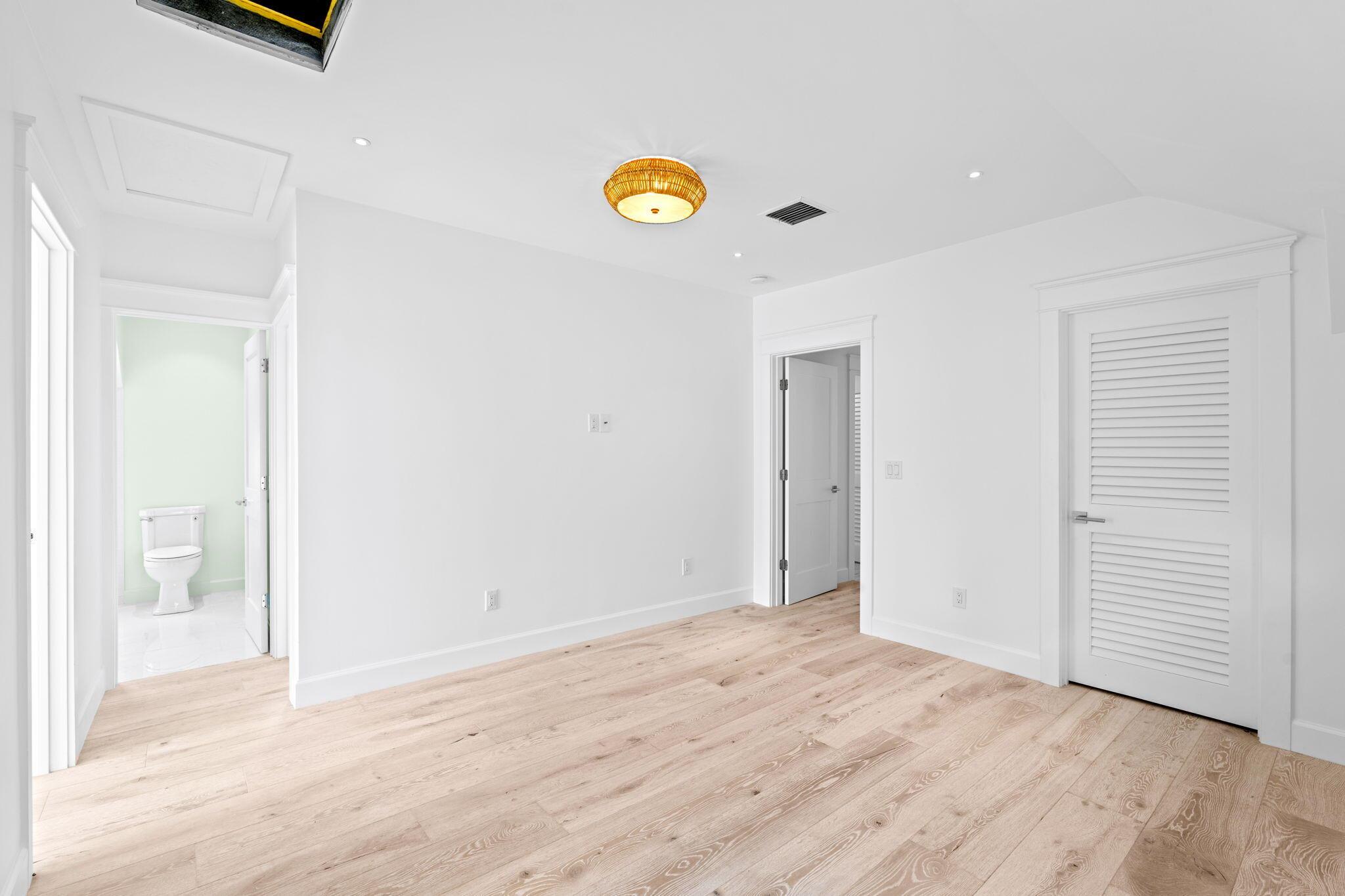 CARLBERG COURT IN - Residential