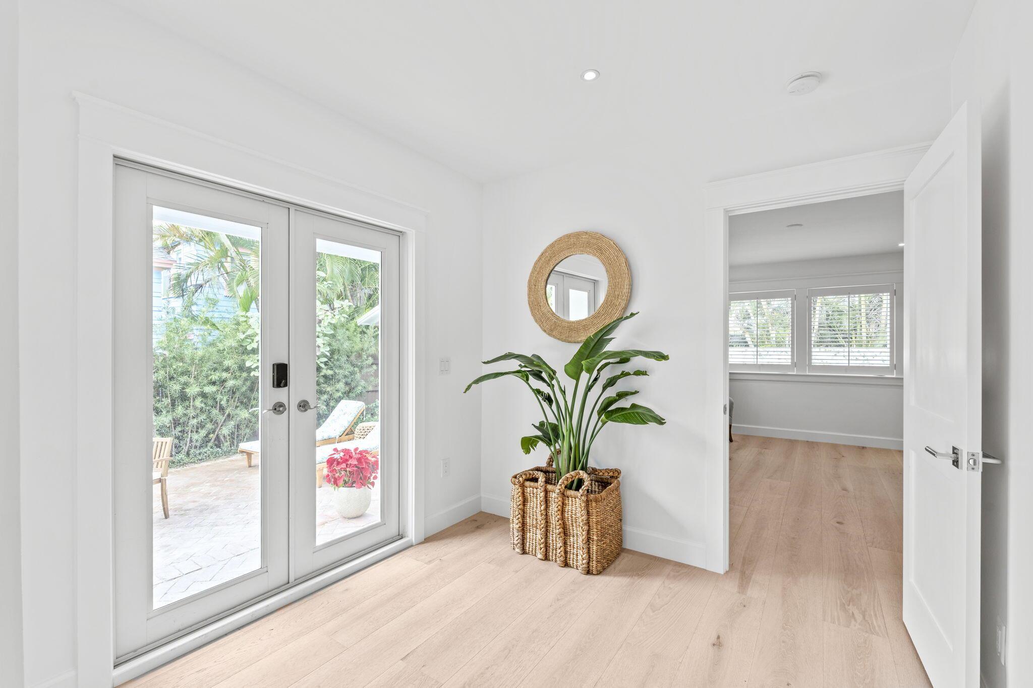 CARLBERG COURT IN - Residential