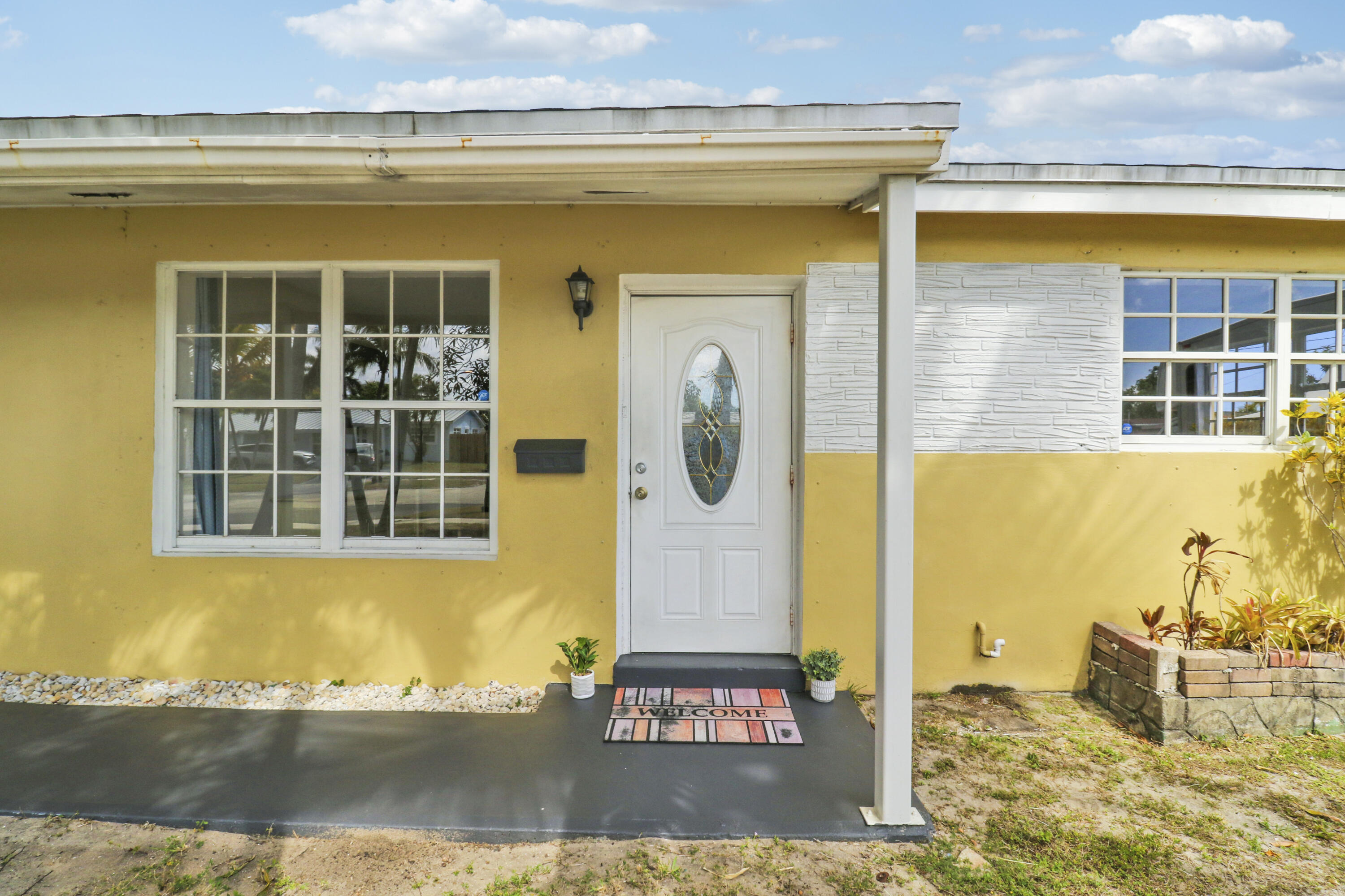 BONNIE LOCH - Residential