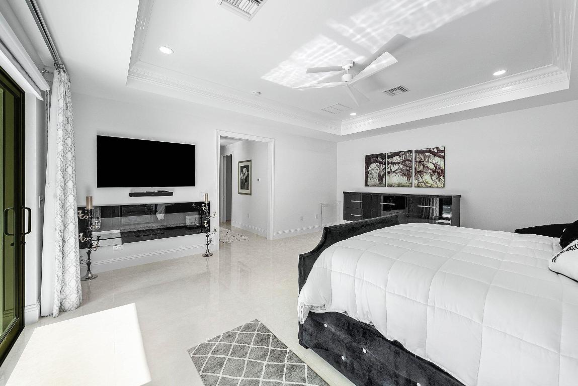 DELRAY DUNES 2ND SEC - Residential