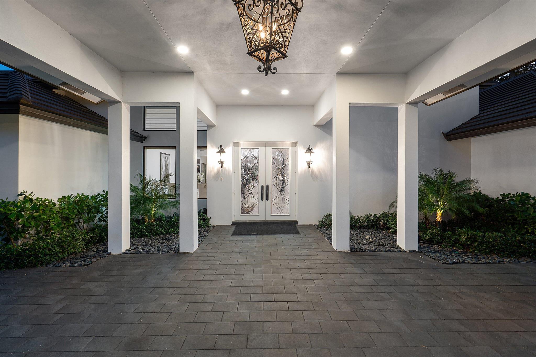 DELRAY DUNES 2ND SEC - Residential