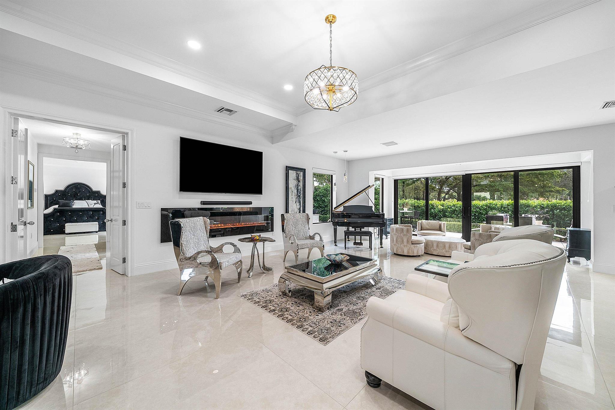 DELRAY DUNES 2ND SEC - Residential