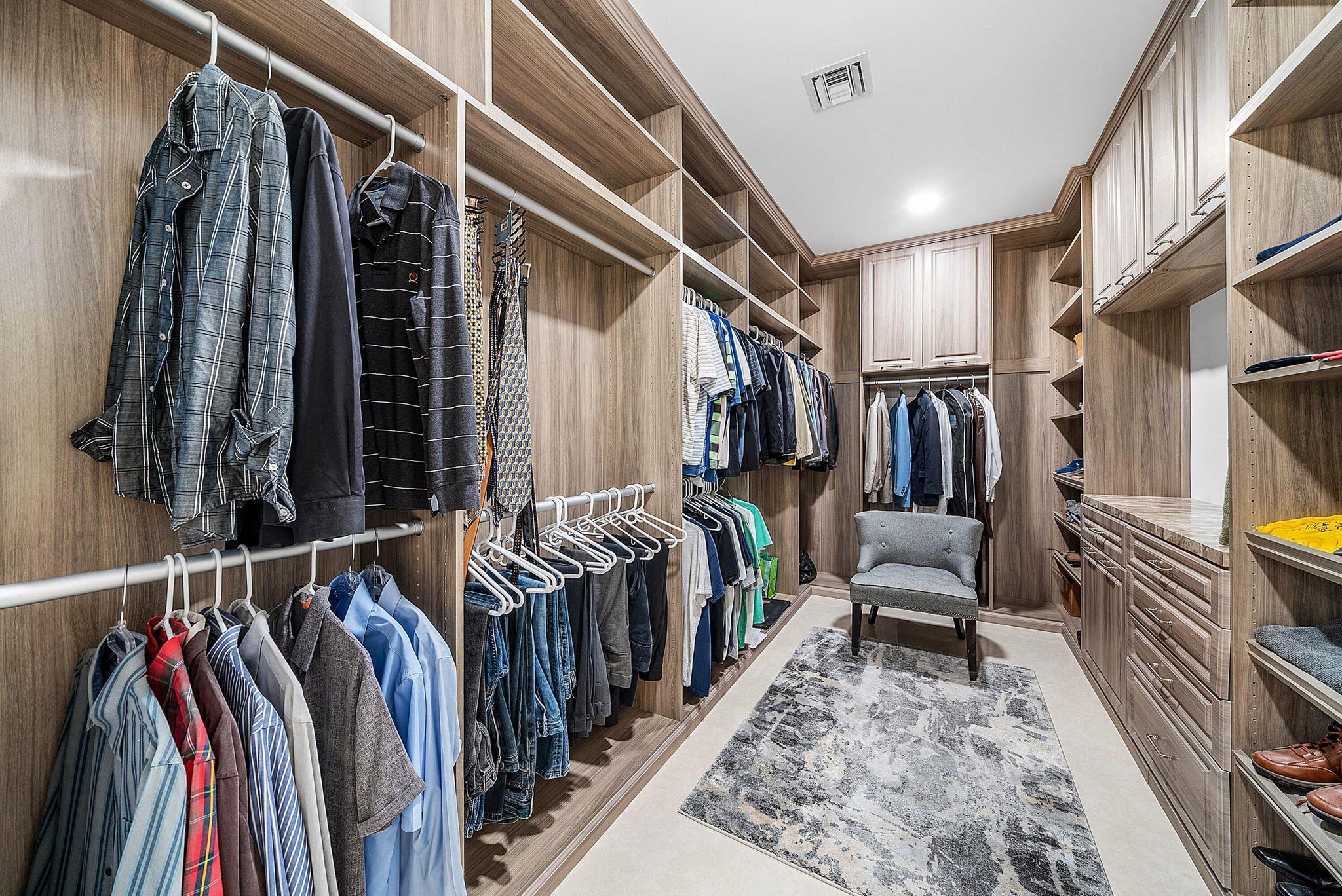 DELRAY DUNES 2ND SEC - Residential