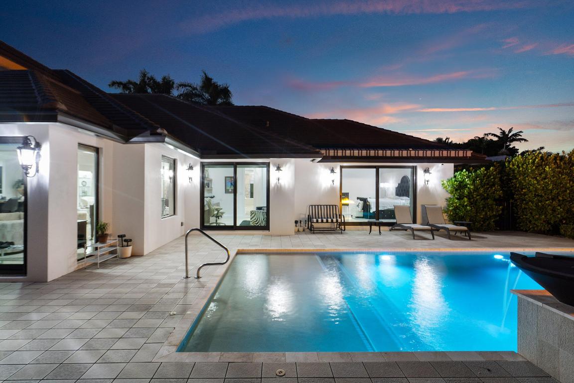 DELRAY DUNES 2ND SEC - Residential