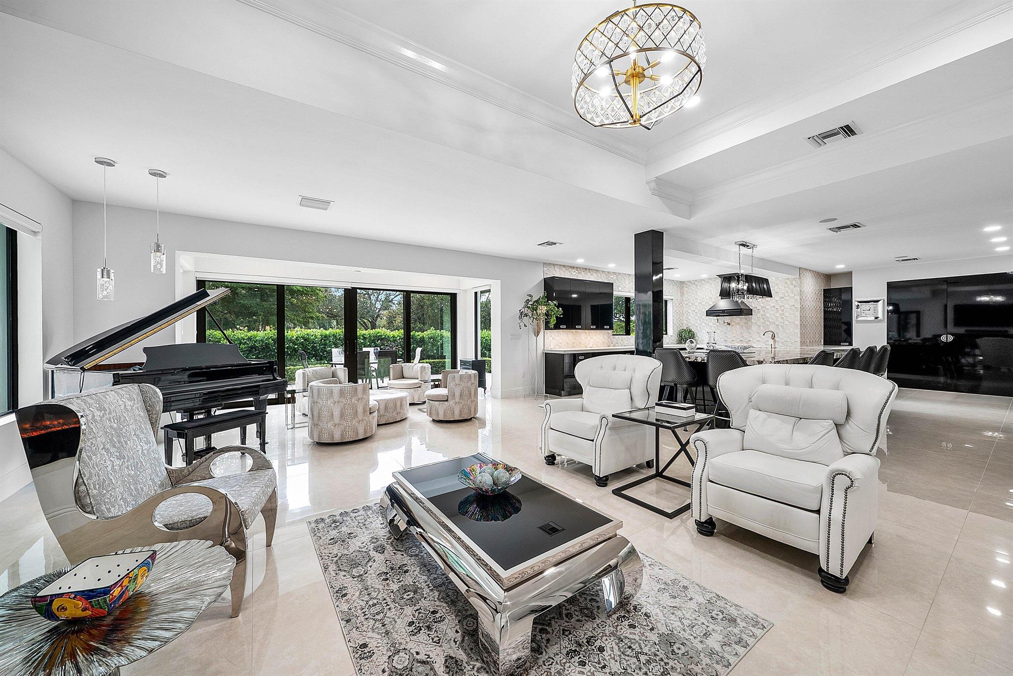 DELRAY DUNES 2ND SEC - Residential