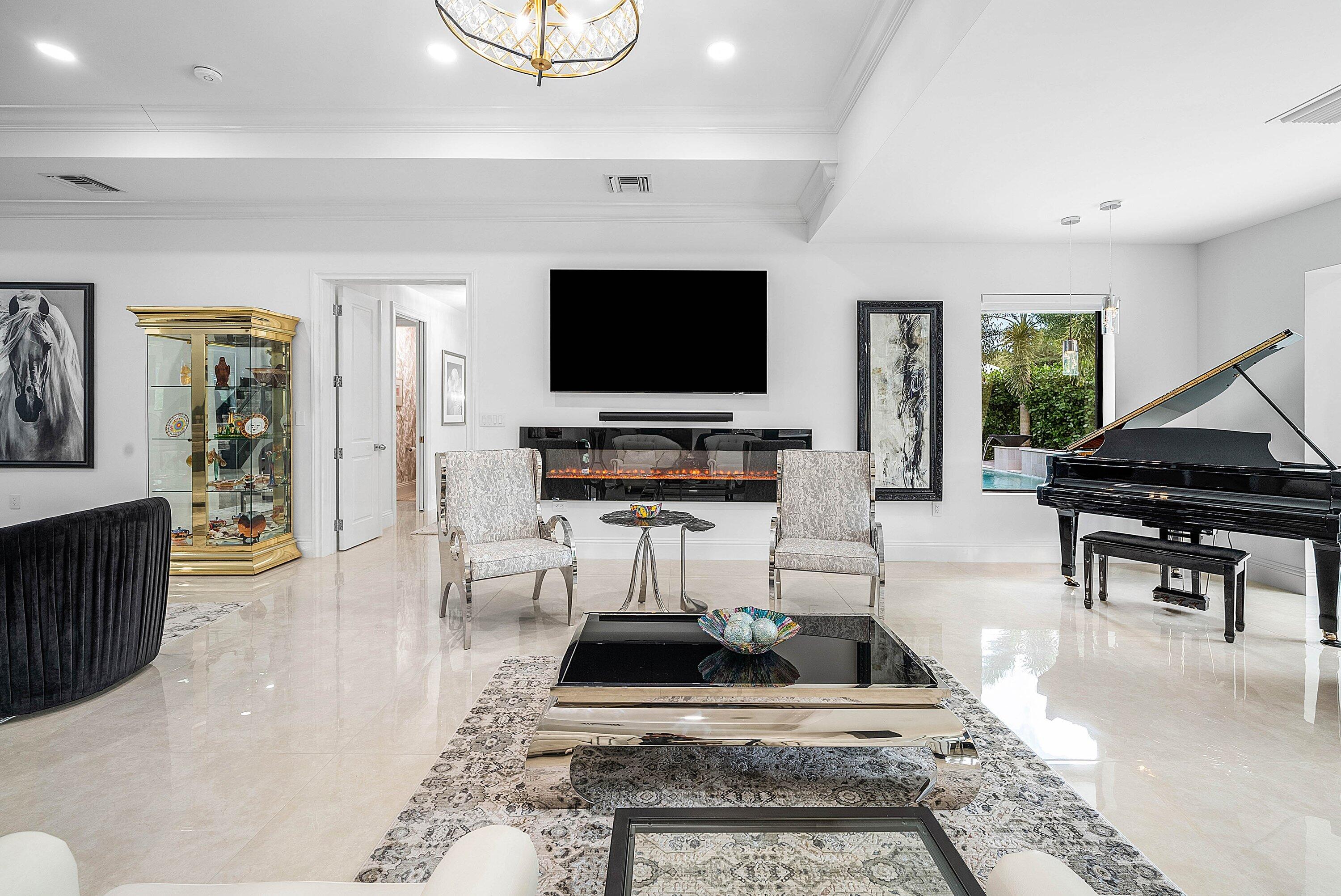 DELRAY DUNES 2ND SEC - Residential