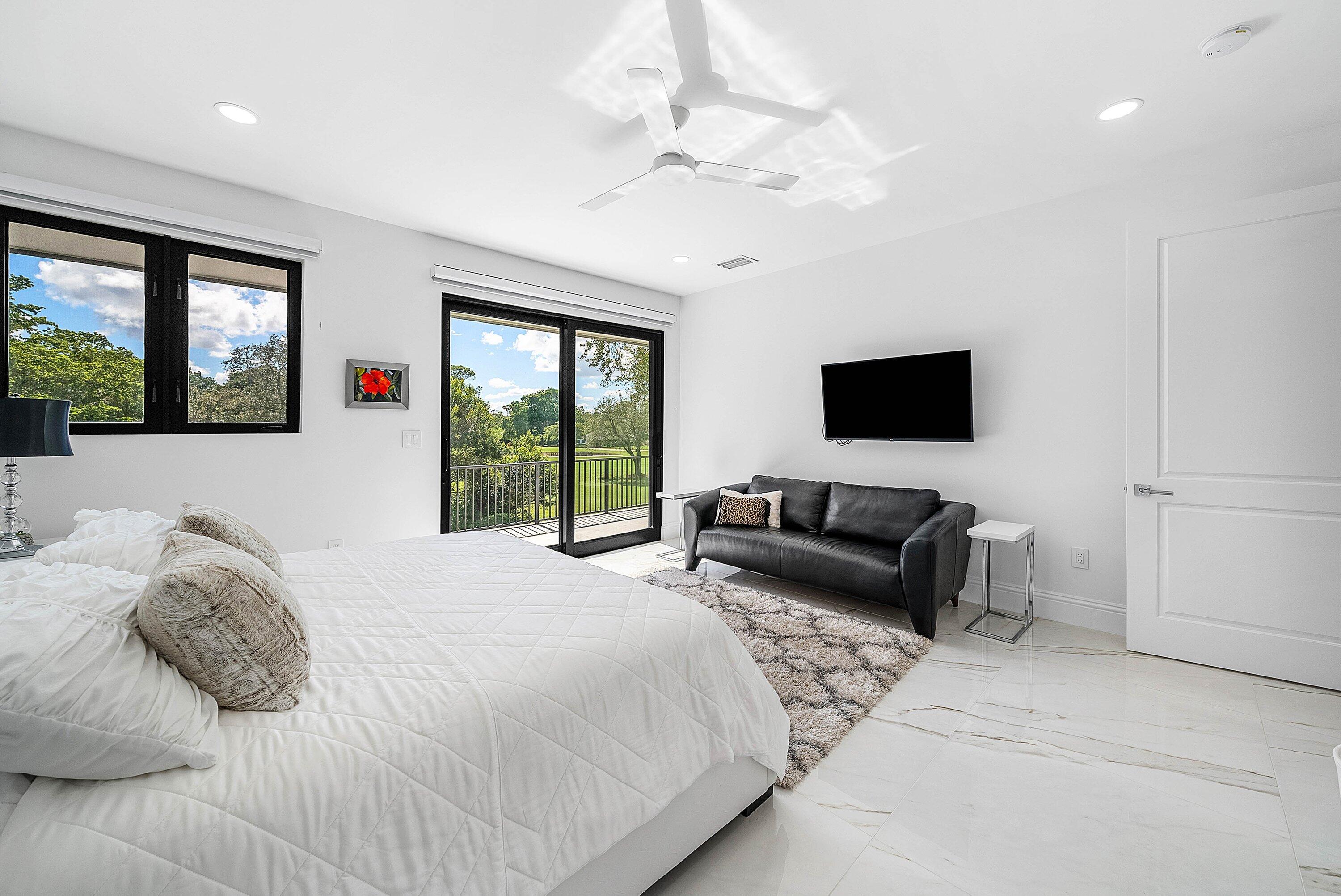 DELRAY DUNES 2ND SEC - Residential