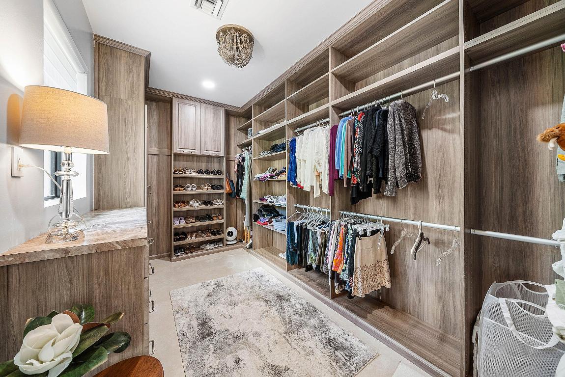 DELRAY DUNES 2ND SEC - Residential