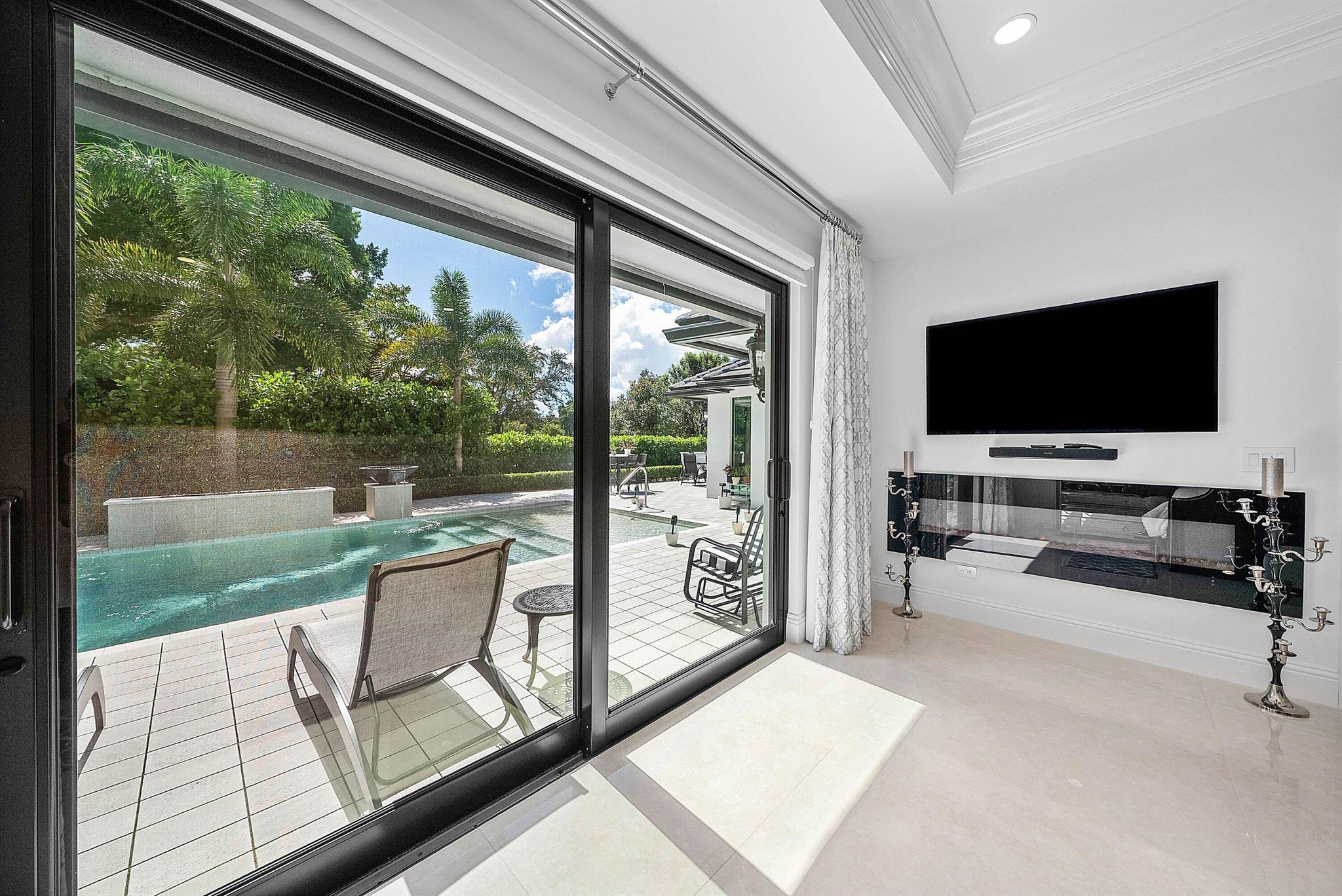 DELRAY DUNES 2ND SEC - Residential