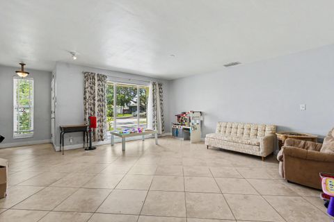 Tiny photo for 3201 Liberty Street, Hollywood, FL 33021 (MLS # B26045016)
