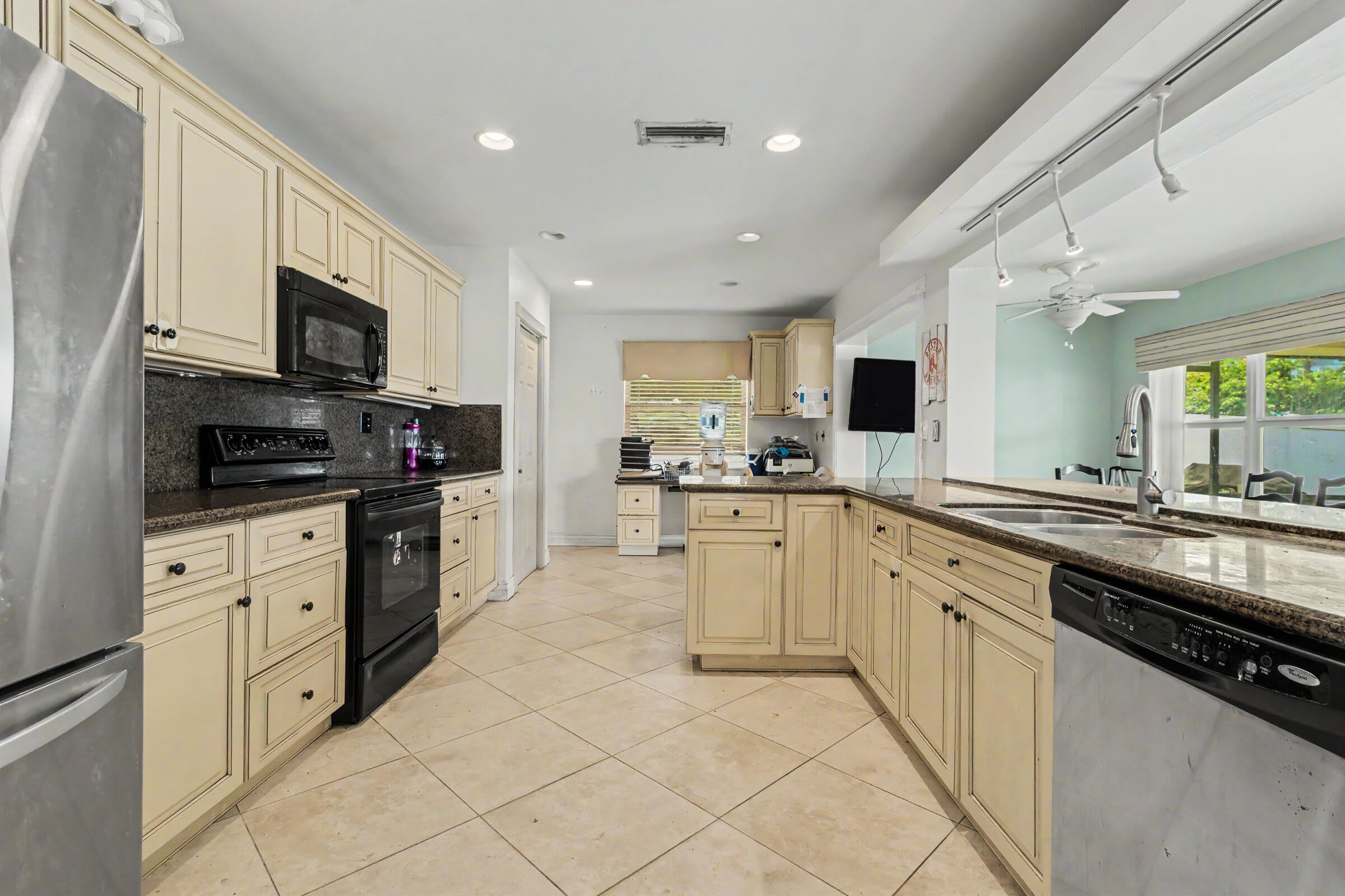 3201 Liberty Street, Hollywood FL 33021