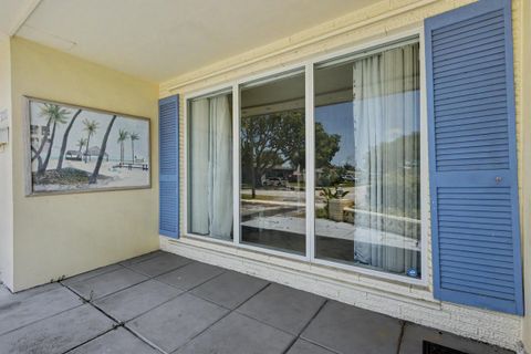 Tiny photo for 3201 Liberty Street, Hollywood, FL 33021 (MLS # B26045016)