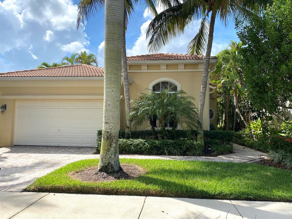 Photo of 104 Andalusia Way, Palm Beach Gardens, FL 33418 (MLS # R10700537)