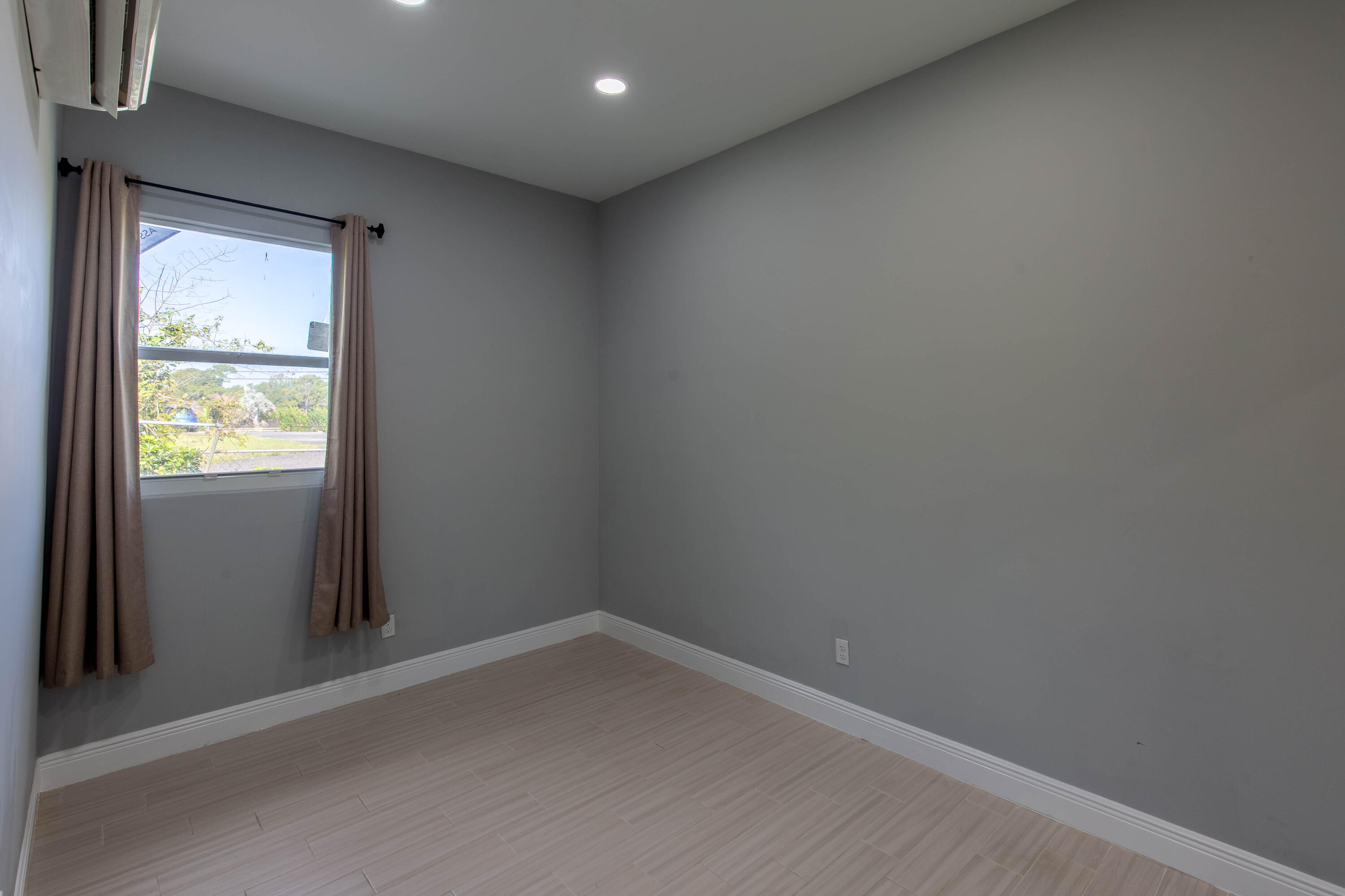 NA - Residential Lease
