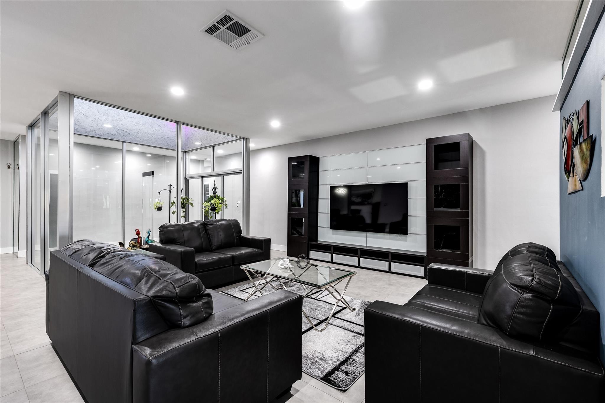 Plantation Harbor 81-24 B - Residential Lease