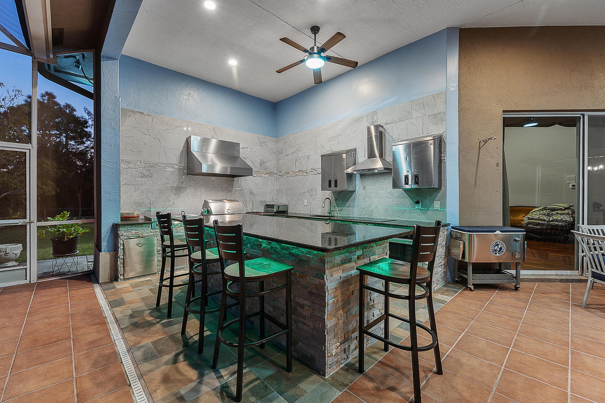 View photos, virtual tours, details... 7802 130th Avenue N