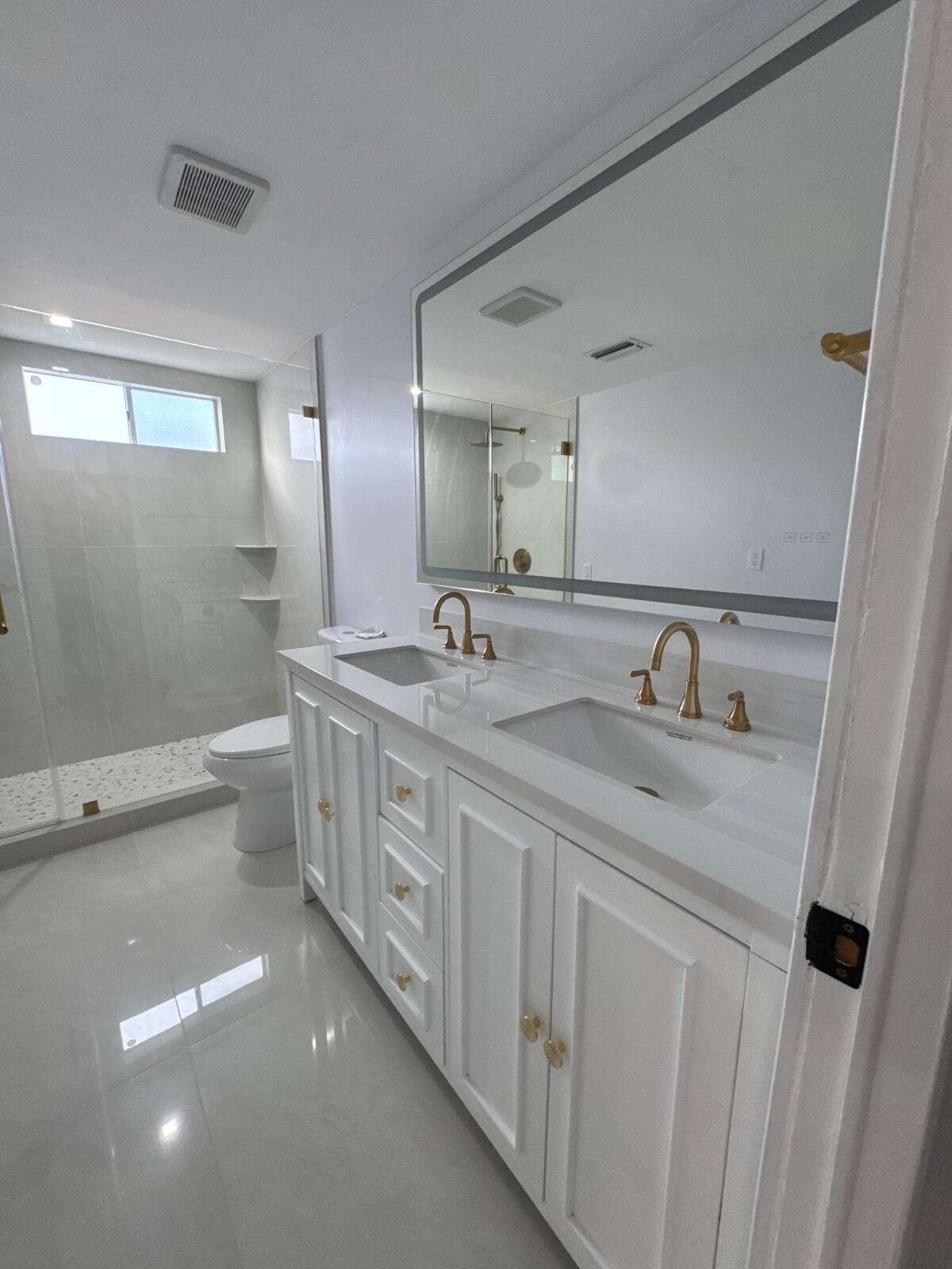 Sand and sea - Residential