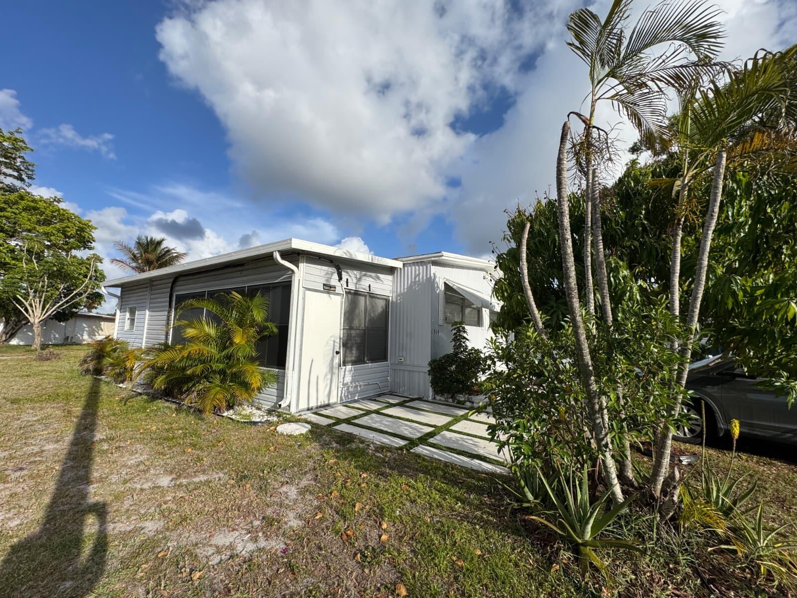 1514 NW 23rd Street 617