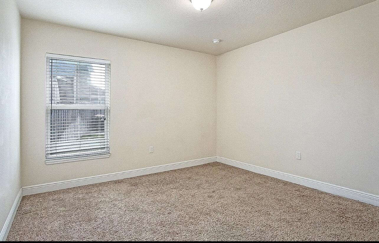 PORT ST LUCIE SECTION 46 1ST REPLAT - Residential Lease