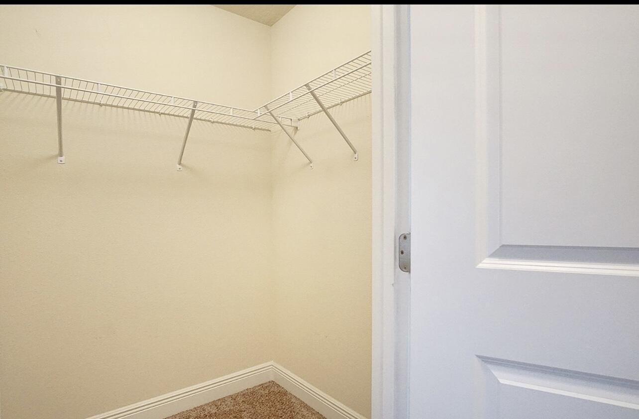 PORT ST LUCIE SECTION 46 1ST REPLAT - Residential Lease