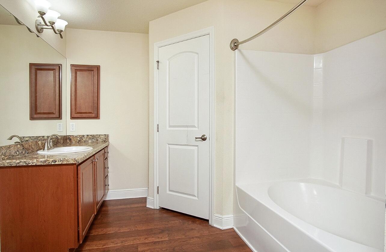 PORT ST LUCIE SECTION 46 1ST REPLAT - Residential Lease