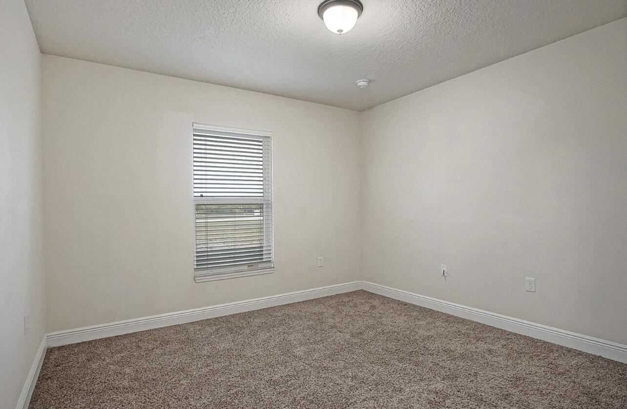 PORT ST LUCIE SECTION 46 1ST REPLAT - Residential Lease