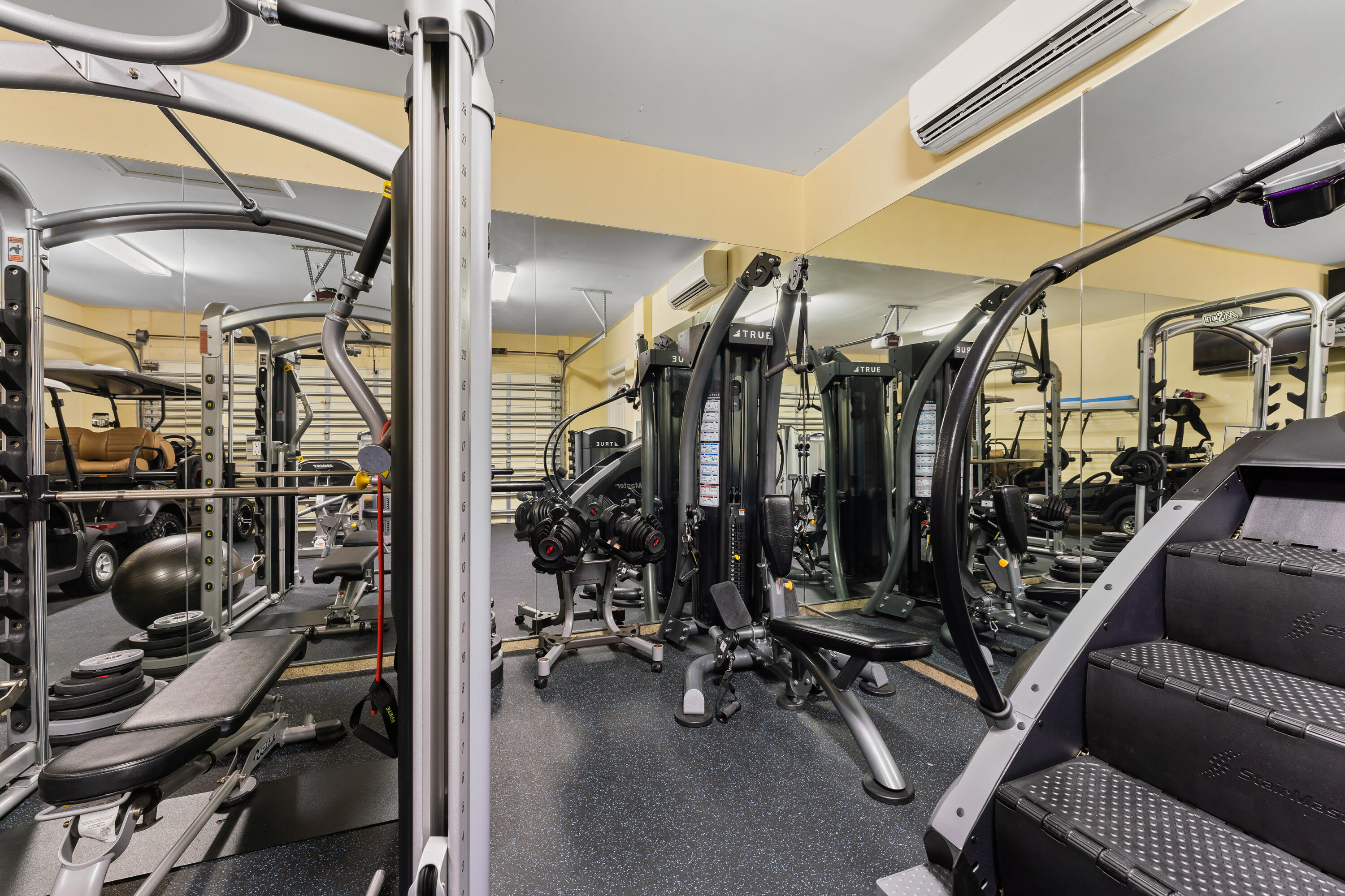 RITZ CARLTON GOLF CLUB & SPA POD B - Residential