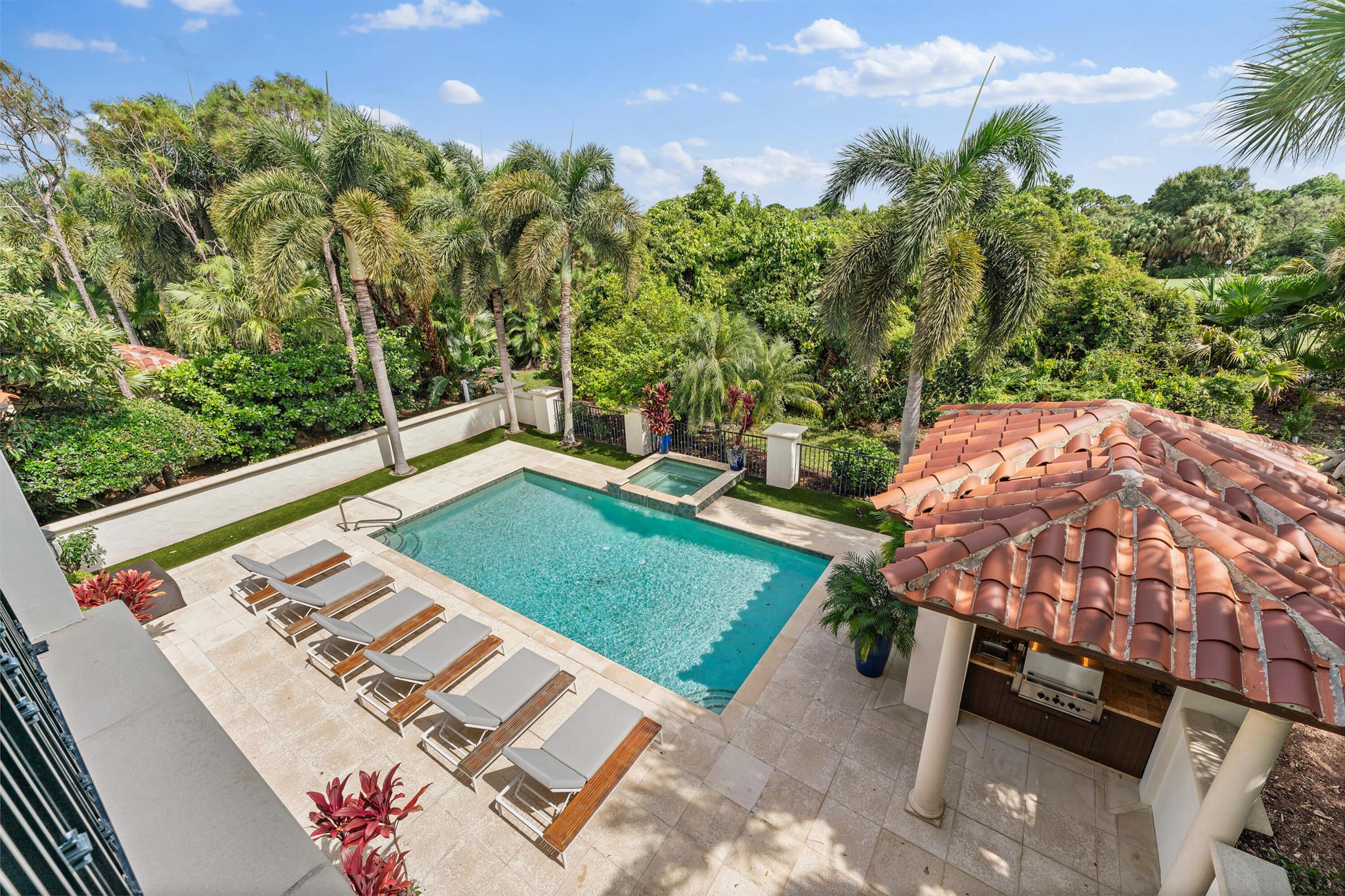 RITZ CARLTON GOLF CLUB & - Residential