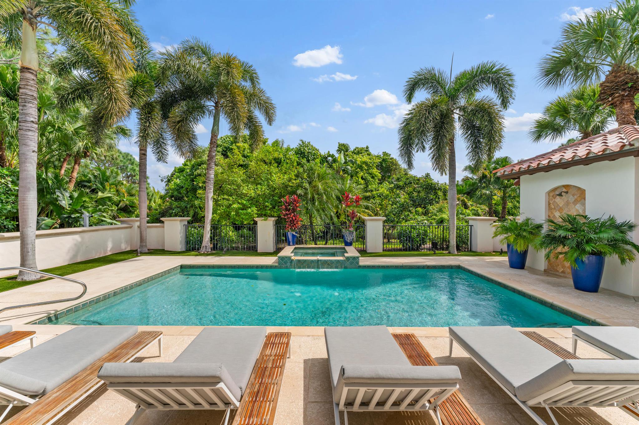 RITZ CARLTON GOLF CLUB & - Residential