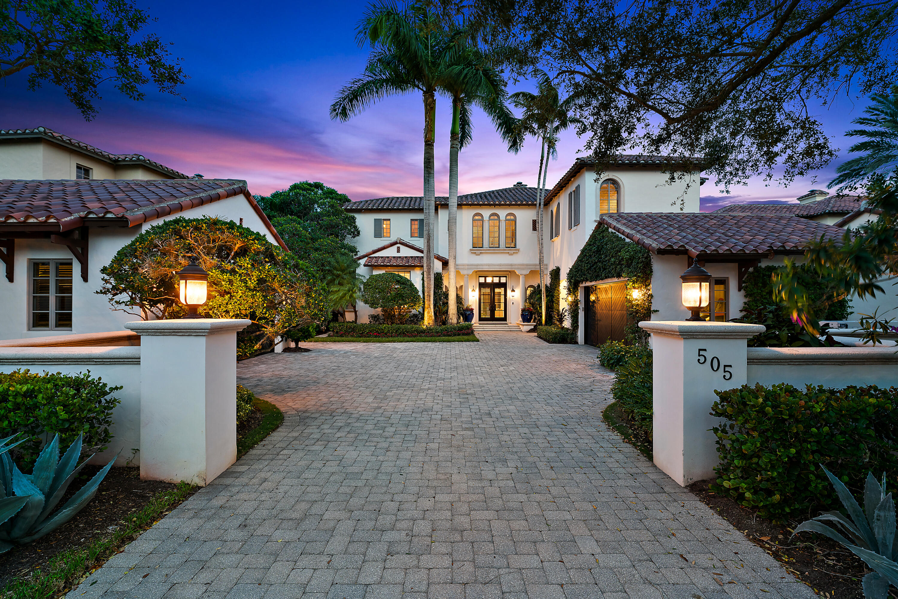 RITZ CARLTON GOLF CLUB & SPA POD B - Residential