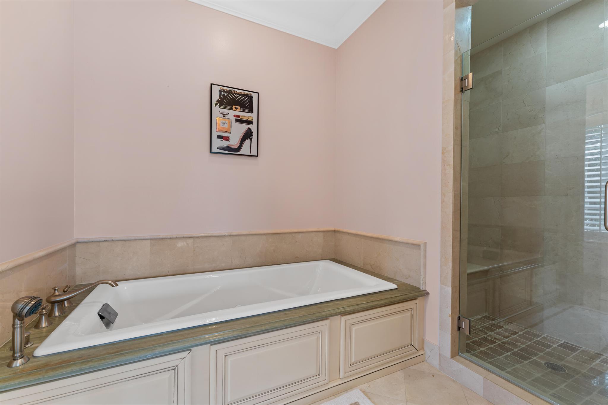 RITZ CARLTON GOLF CLUB & - Residential