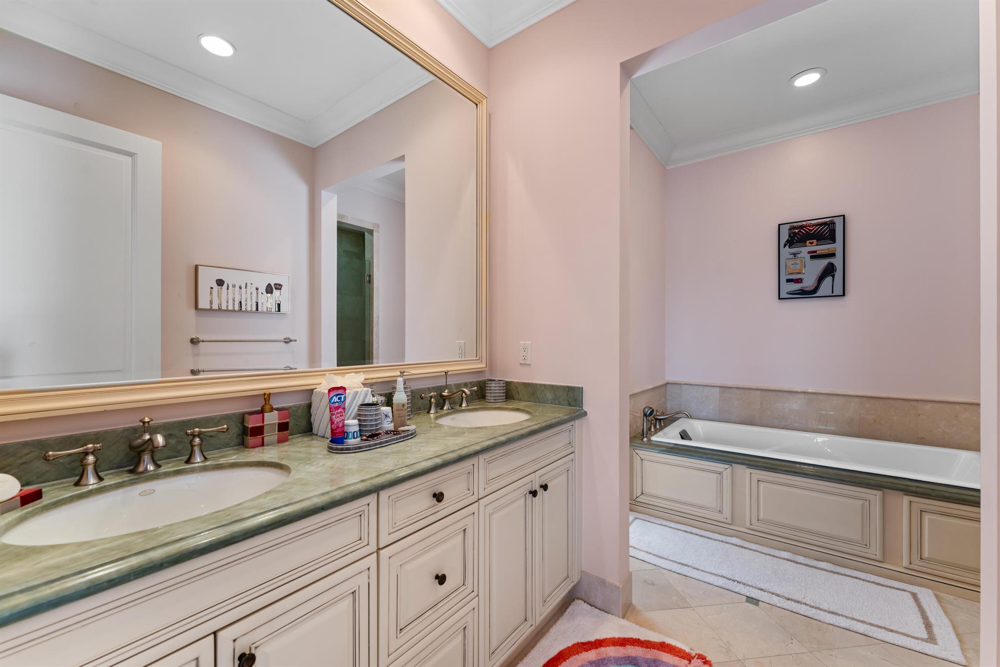 RITZ CARLTON GOLF CLUB & - Residential