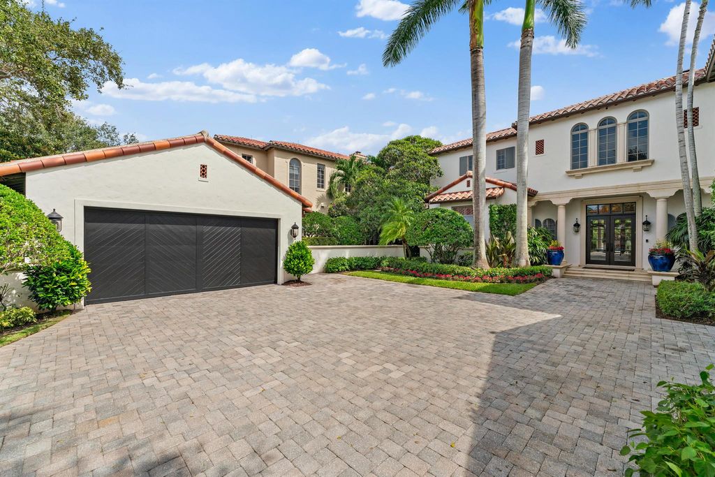 Photo of 505 Bald Eagle Drive, Jupiter, FL 33477 (MLS # R10927305)