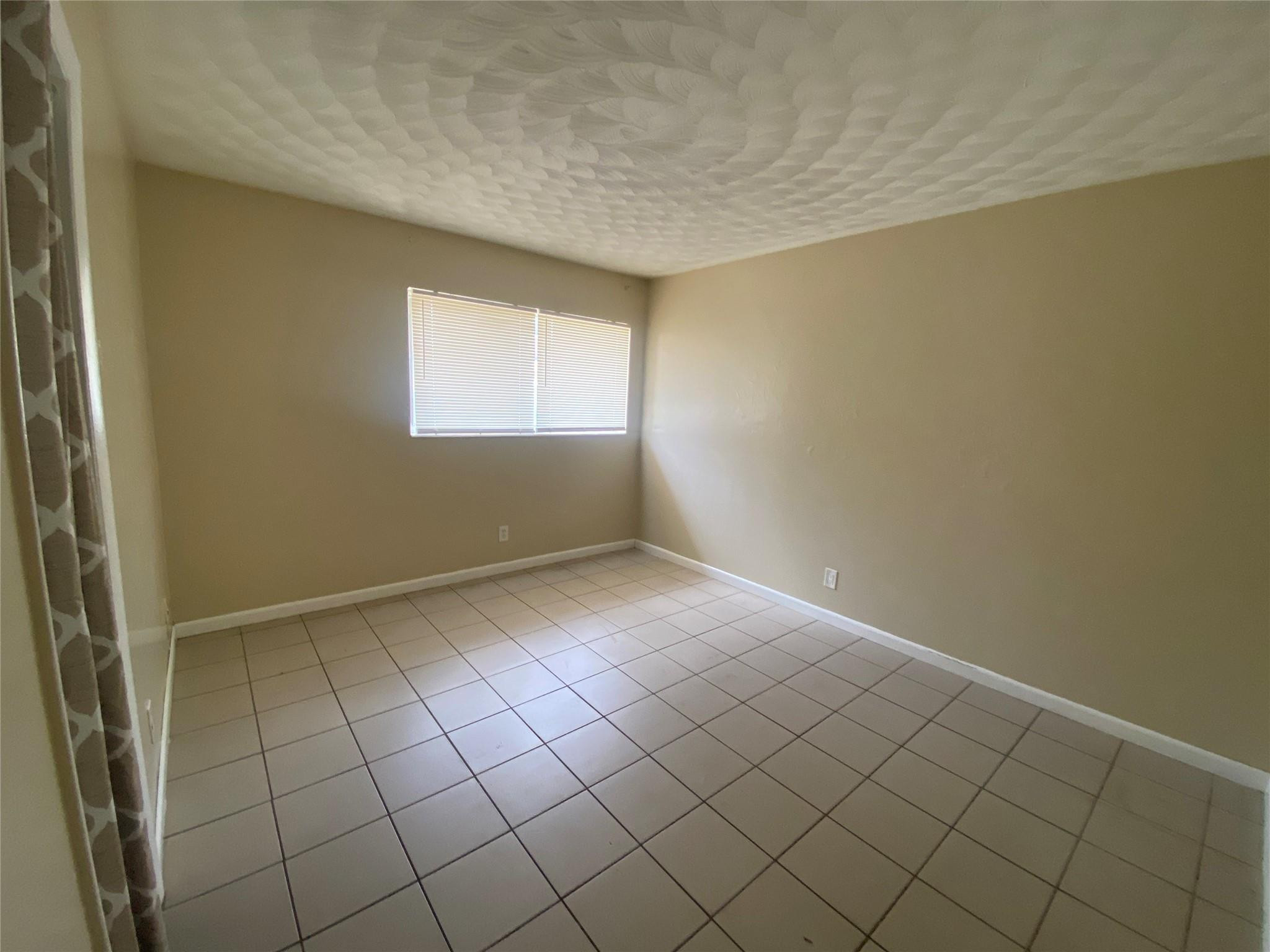 Progresso 2-18 D - Residential Income