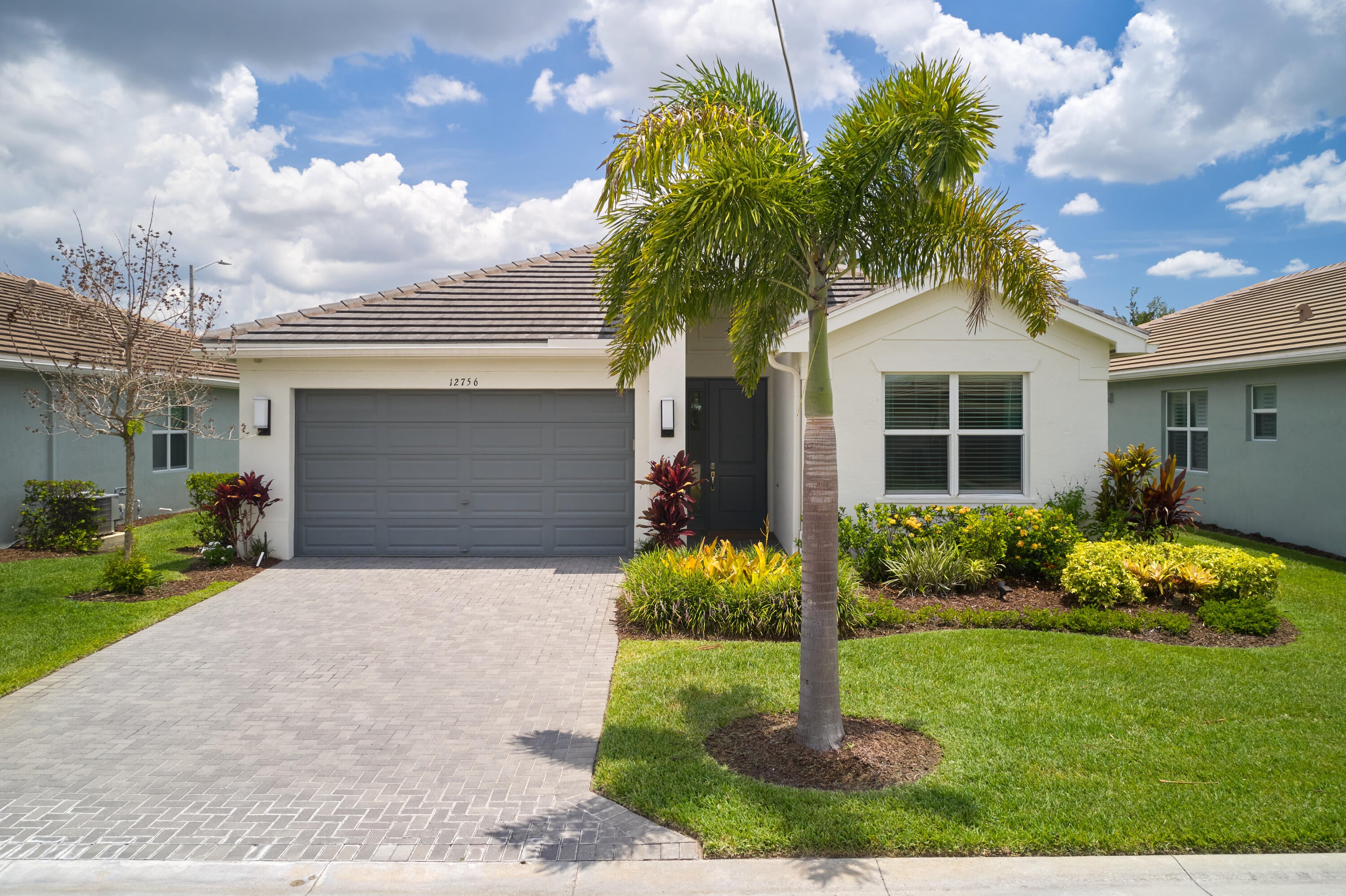 Properties | Stephanie Kaufman 12756 SW Clear Water Way