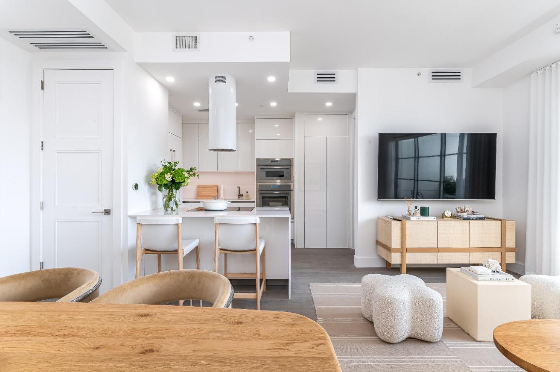 155 E Boca Raton Road 1008